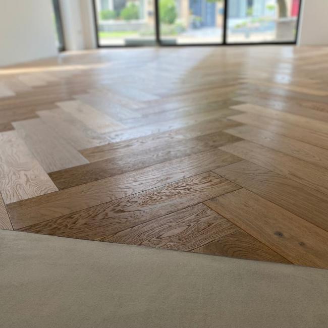 Visgraatvloer (video)